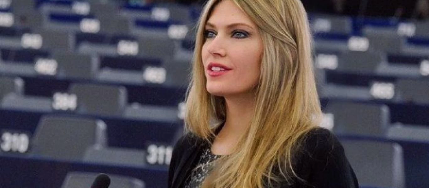Εύα Καϊλή: «Δεν ήθελα να κάνω γνωστή τη σχέση μου και την εγκυμοσύνη μου»